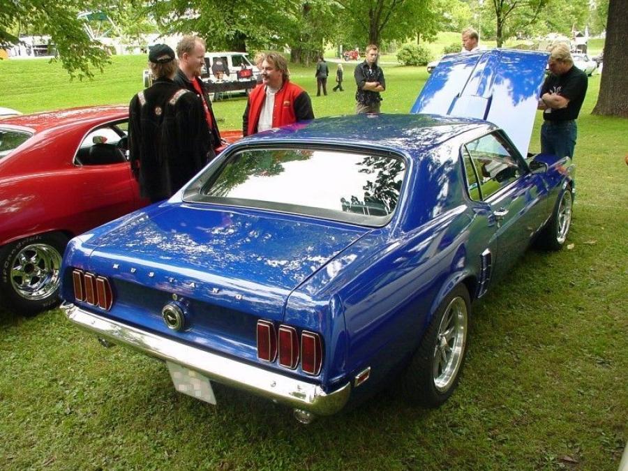  Ford Mustang 1969 года  (фото 12 из 23)